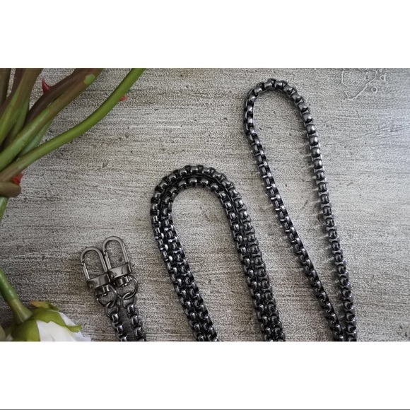 Crossbody / Shoulder Replacement Chain Strap - Picture 3 of 7
